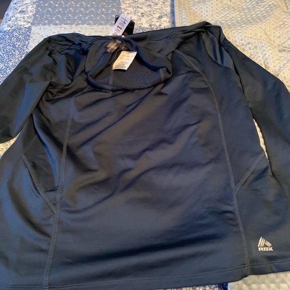 XL Reebok long sleeve - Picture 1 of 2